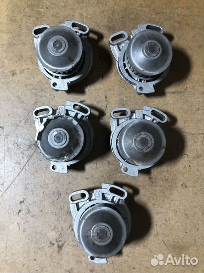 Насос водяной Audi 035121005Е VW Passat 1.9-2.3