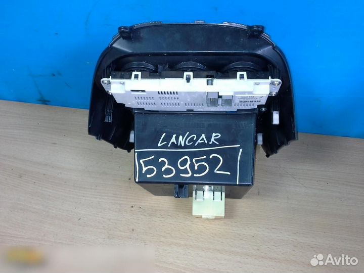 Блок управления печкой Mitsubishi Lancer (CX CY) 2