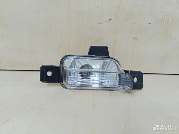 Фонарь заднего хода левый Volkswagen Tiguan (5N)