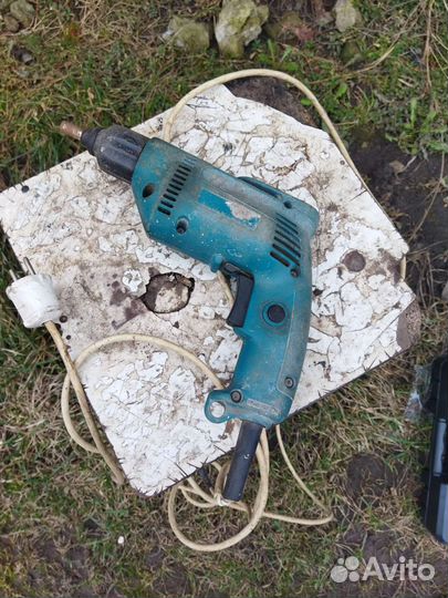 Шуруповерт сетевой