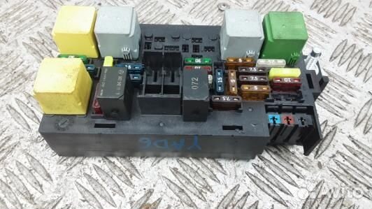 Блок предохранителей mercedes benz M-class W164 (Y