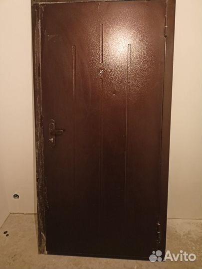 Дверь входная железная бу