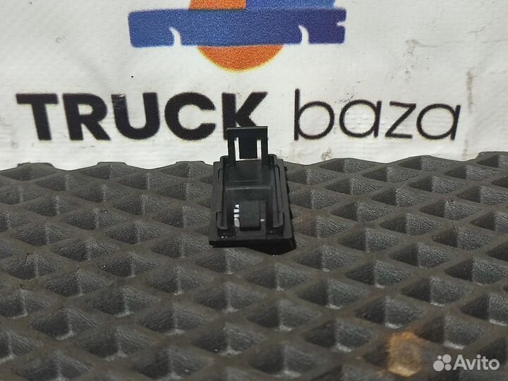 812W255036101 Заглушка кнопки Sinotruk Sitrak C7H