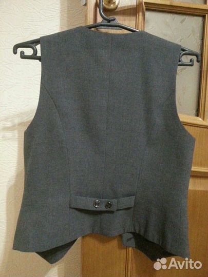 Жилет школьный