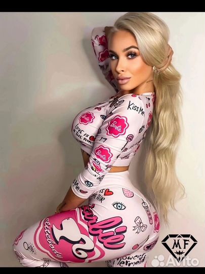 Костюм спортивный барби