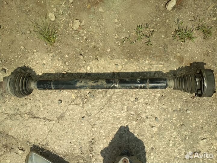 Volkswagen Passat B6 полуось правая