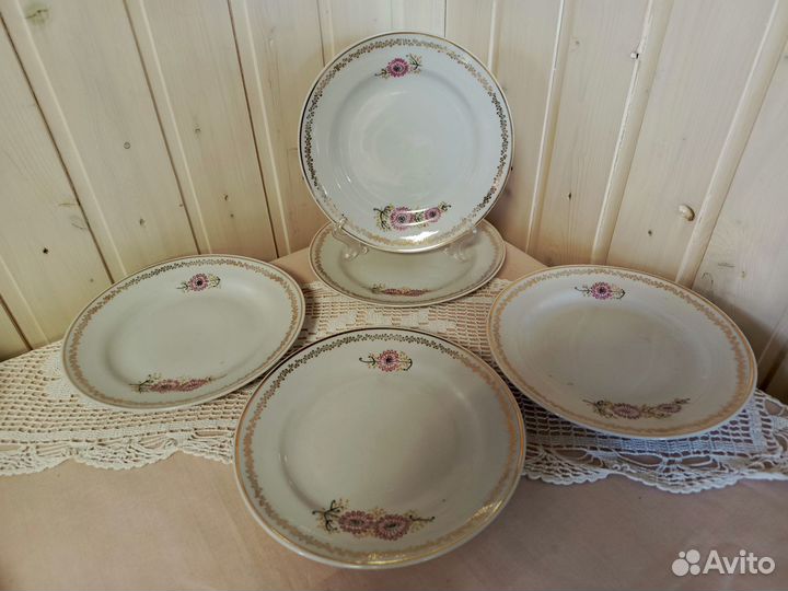 Тарелки фарфор, фаянс