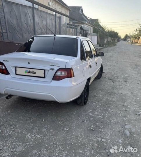 Капот на daewoo nexia 2