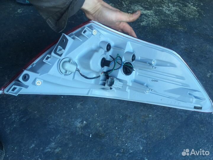 Фонарь задний левый Ниссан Теана 31