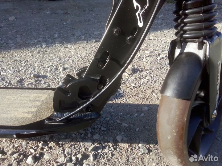 Самокат-городской-колёса 20 см