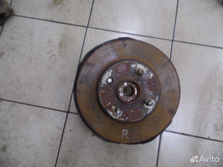 Кулак поворотный передний правый Lifan Solano 2010