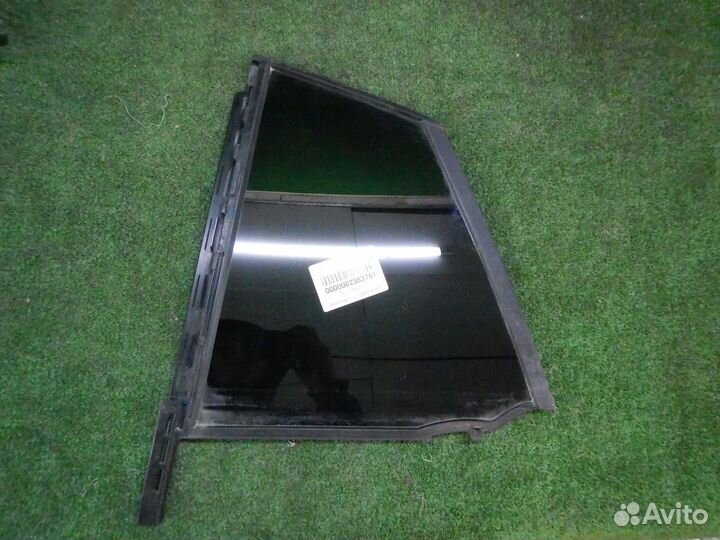 Форточка двери задняя левая Mercedes GLC C253 (201