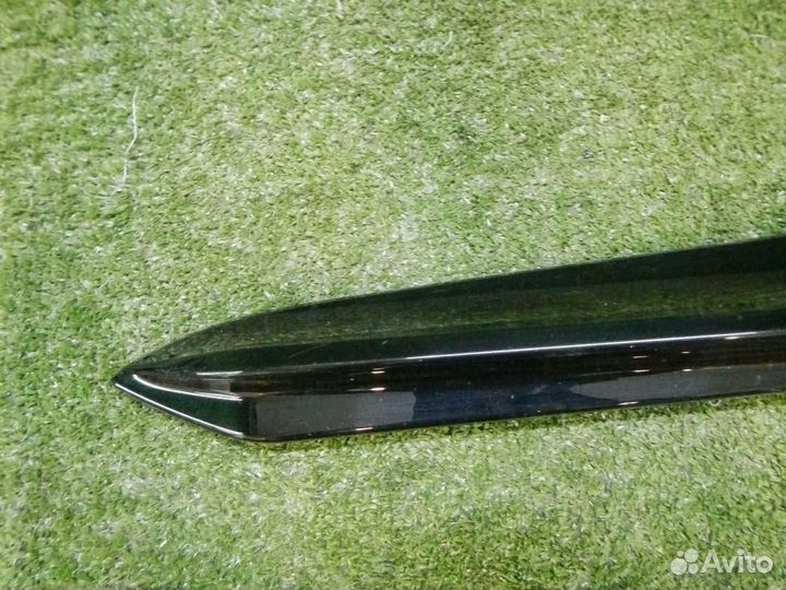 Спойлер крышки багажника левый Audi Q3 2 (2018-н.в