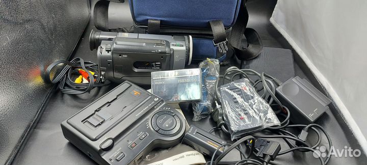 Видеокамера ccd-tr3000e