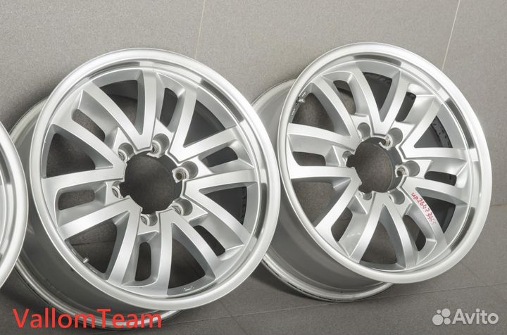 Лот UP26473955 Фирменные 17-е диски weds