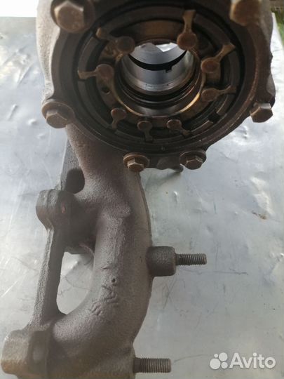 Выпускной коллектор на volkswagen транспортёр Т5 д