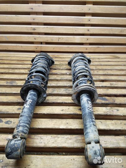 Mitsubishi Mirage V - Амортизаторы задние