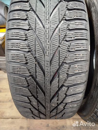 Nokian Tyres Hakkapeliitta R2 SUV 275/50 R20 113R