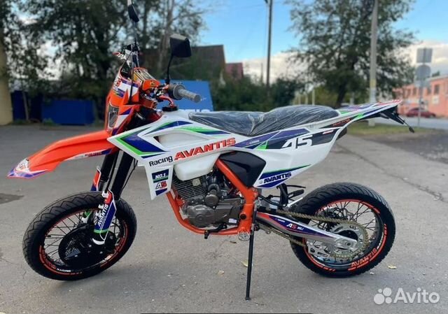 Мотоцикл Avantis A5 Lux Motard Авантис Мотард