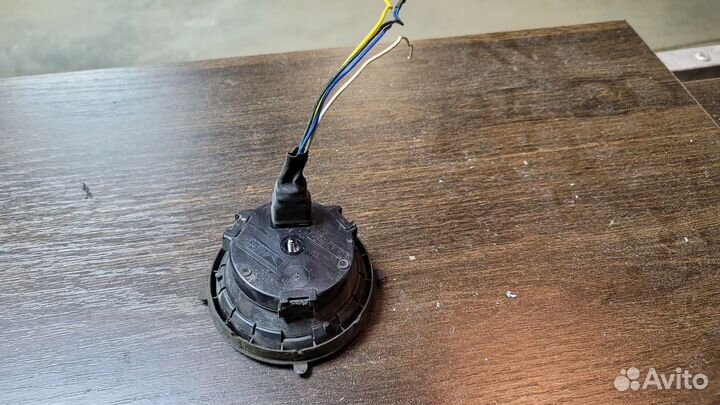 Поворотный механизм зеркала Санта фе