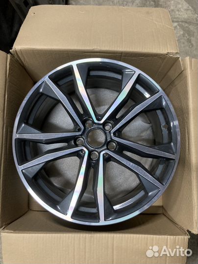 Диск литой R19 BMW X1 F48 715 стиль