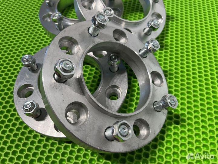 Проставки 5х150 30 мм. LC200, Lexus LX570 4 шт