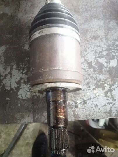 Привод передний левый Митсубиси Паджеро 4