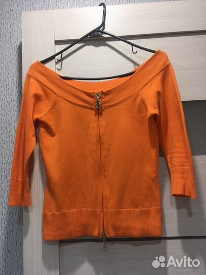 Вещи все по З00