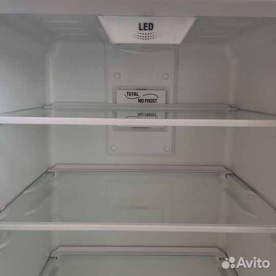 Холодильник Hotpoint-Ariston HF 4180 W