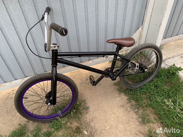Bmx mongoose