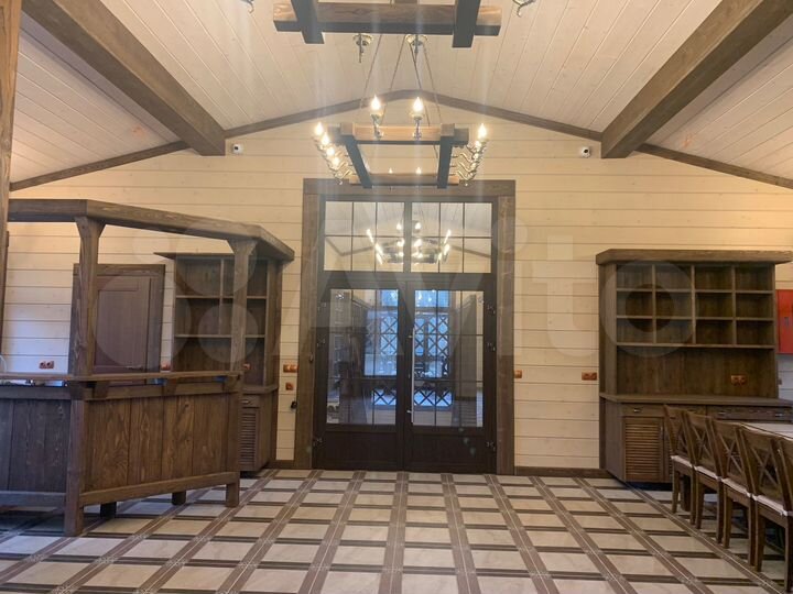 Гостиница, 688 м²