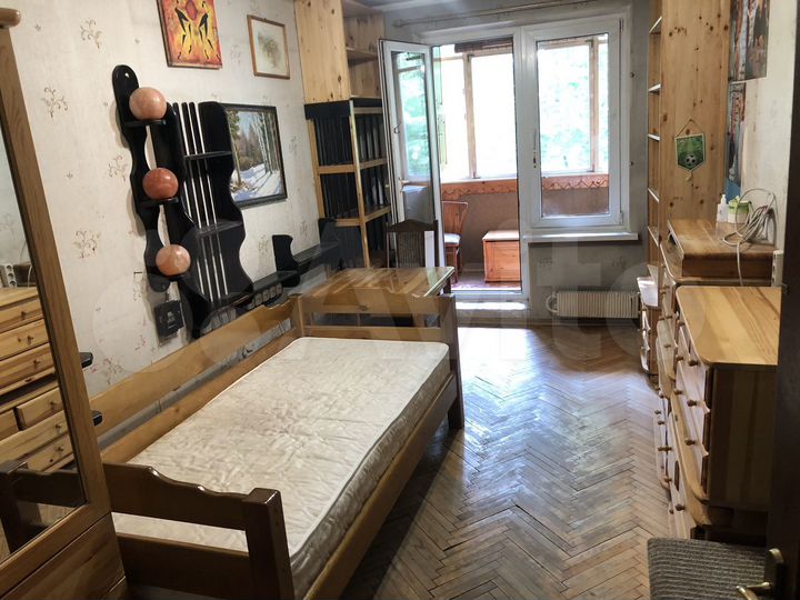 Комната 15 м² в 3-к., 2/9 эт.