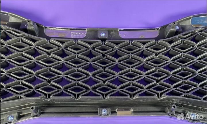 Верхняя решётка радиатора на Kia Optima 2012