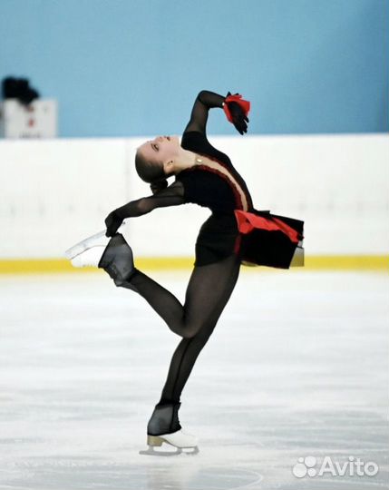 Платье для выступления для фигурного катания