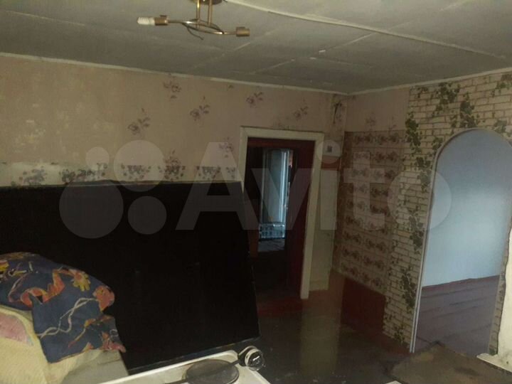 Дом 28 м² на участке 10 сот.