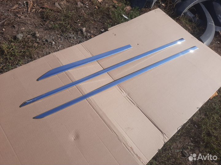 Молдинг двери Nissan Qashqai J11