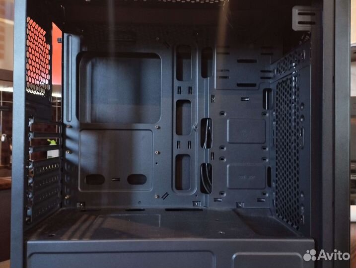 Игровой корпус для пк atx, стекло. Cougar mx330