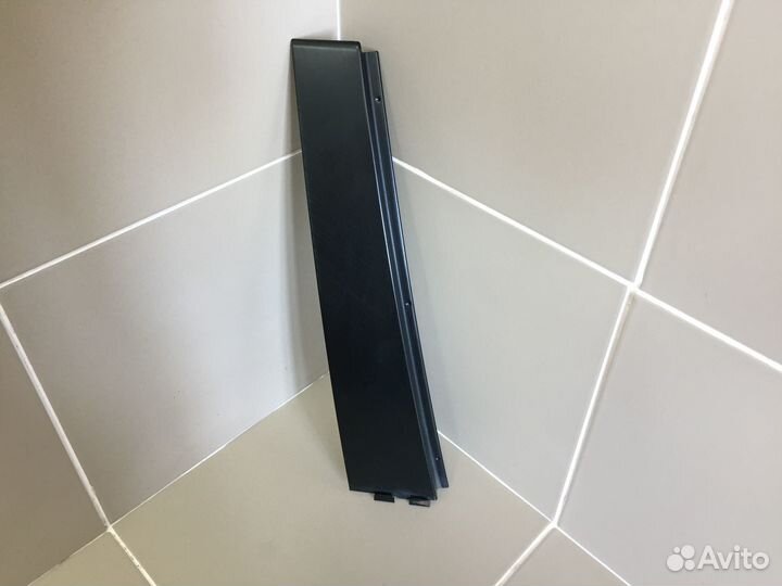 Накладка рамки задней правой двери VW Passat B6