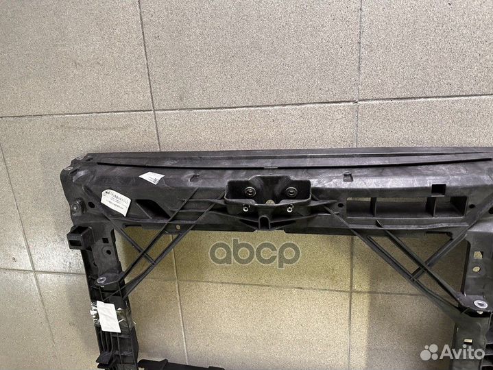 Панель передняя в сборе /рамка радиатора/ Scoda