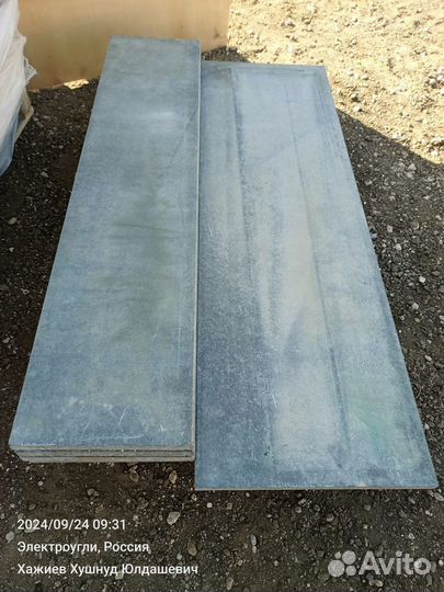 Тактильная плита квадратные рифы, ступень гранитна