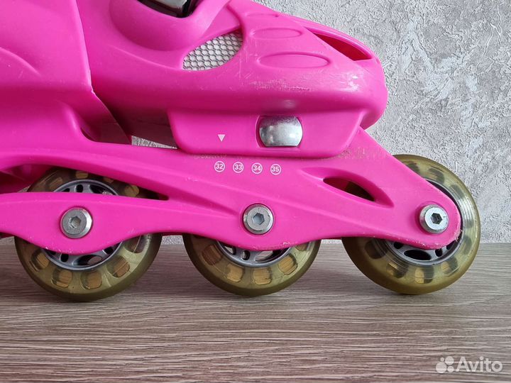 Роликовые коньки reaction