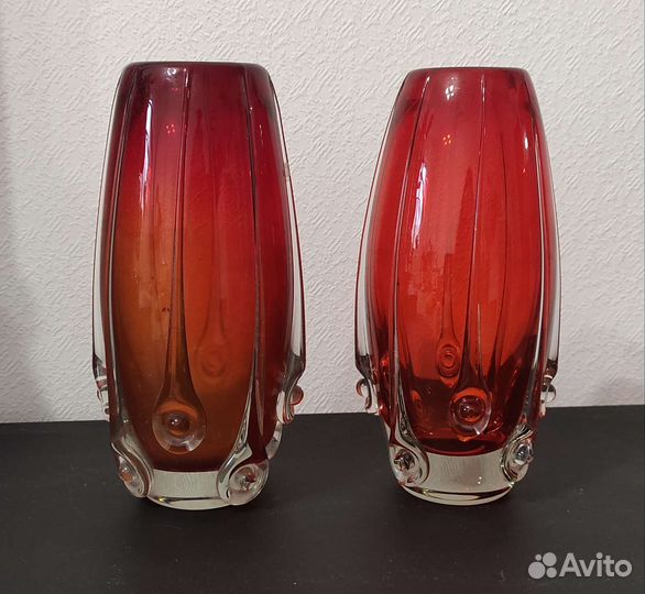 Ваза советская красное стекло
