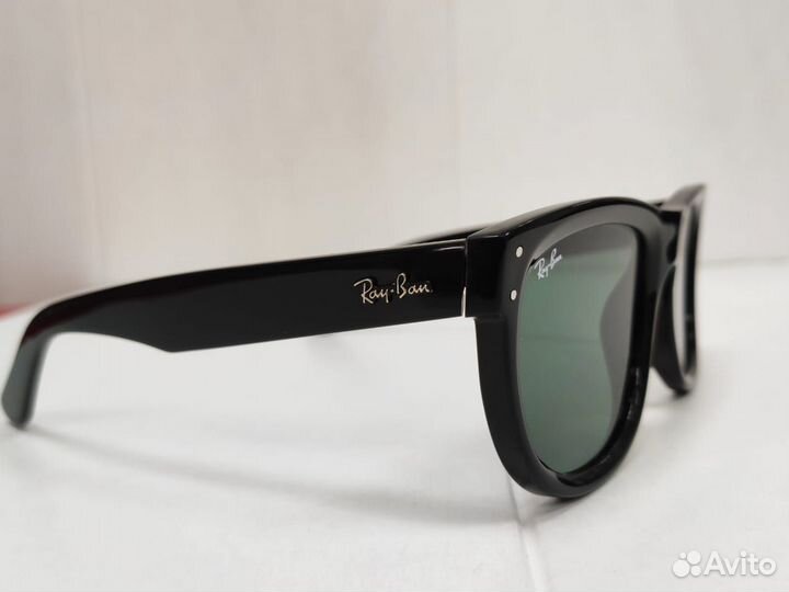 Солнцезащитные очки Ray-Ban Wayfarer Reverse