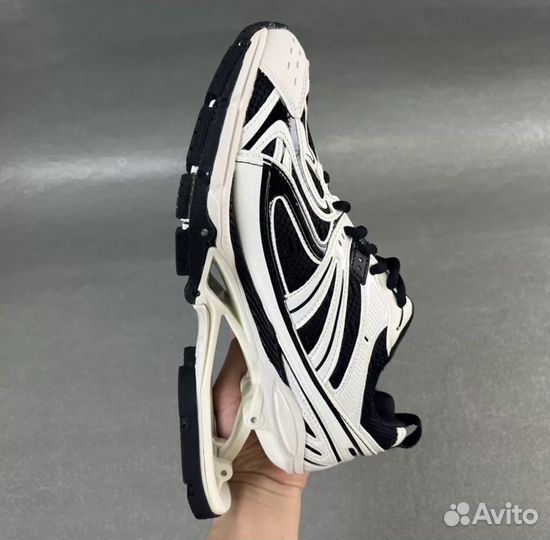 Balenciaga Xpander