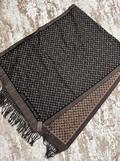 Шарфы и палантины