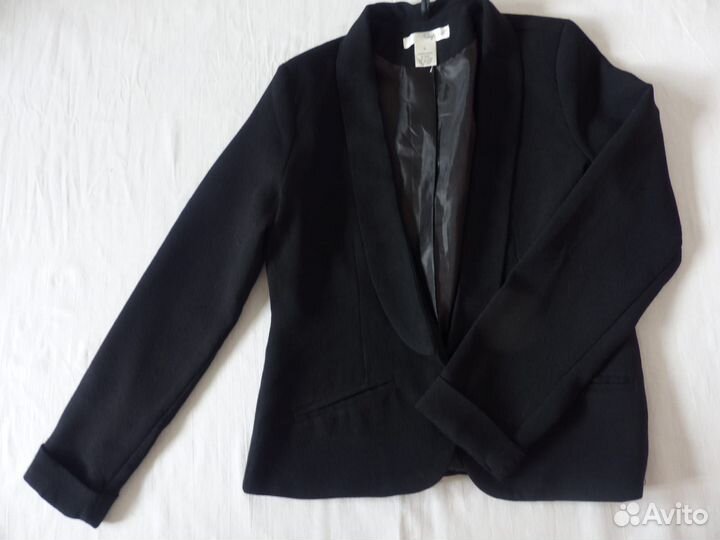 Жакеты пиджаки женские S M Zara Paperwhite новые