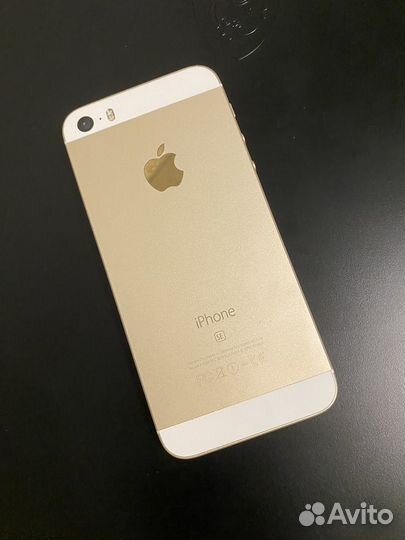 iPhone SE, 32 ГБ