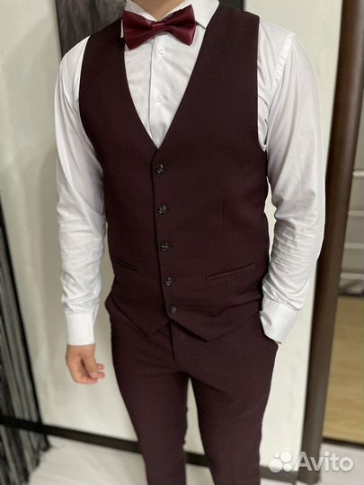 Мужской костюм тройка