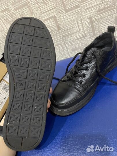 Полуботинки