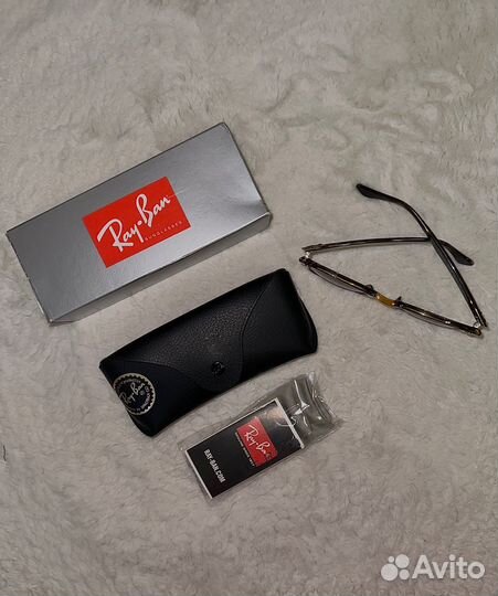 Солнцезащитные очки ray ban